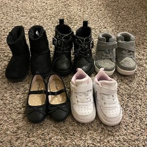 5 pairs of toddler girl shoes. Size 5